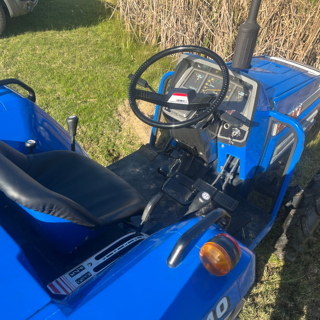 Iseki TA 210 - 27HP - 3 CIL - 4x4
