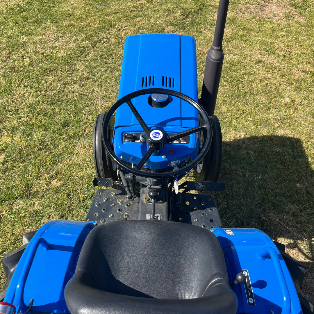 Iseki TX 1500 - 18 HP 4x2