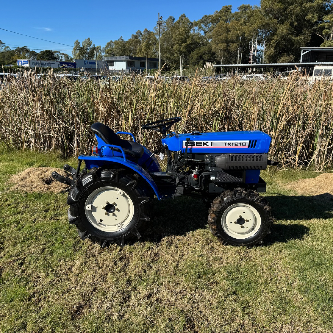 Iseki TX 1210 - 15 HP - 2 Cil - 4x4
