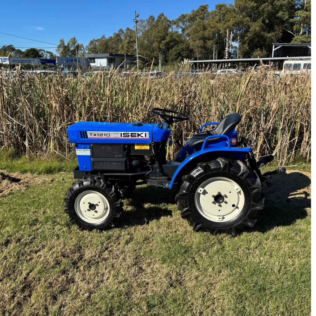 Iseki TX 1210 - 15 HP - 2 Cil - 4x4