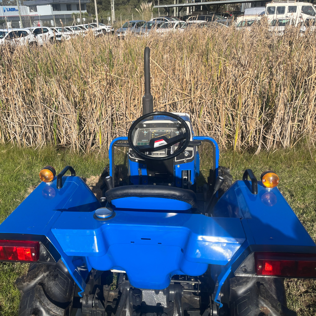 Iseki TA 210 - 27HP - 3 CIL - 4x4