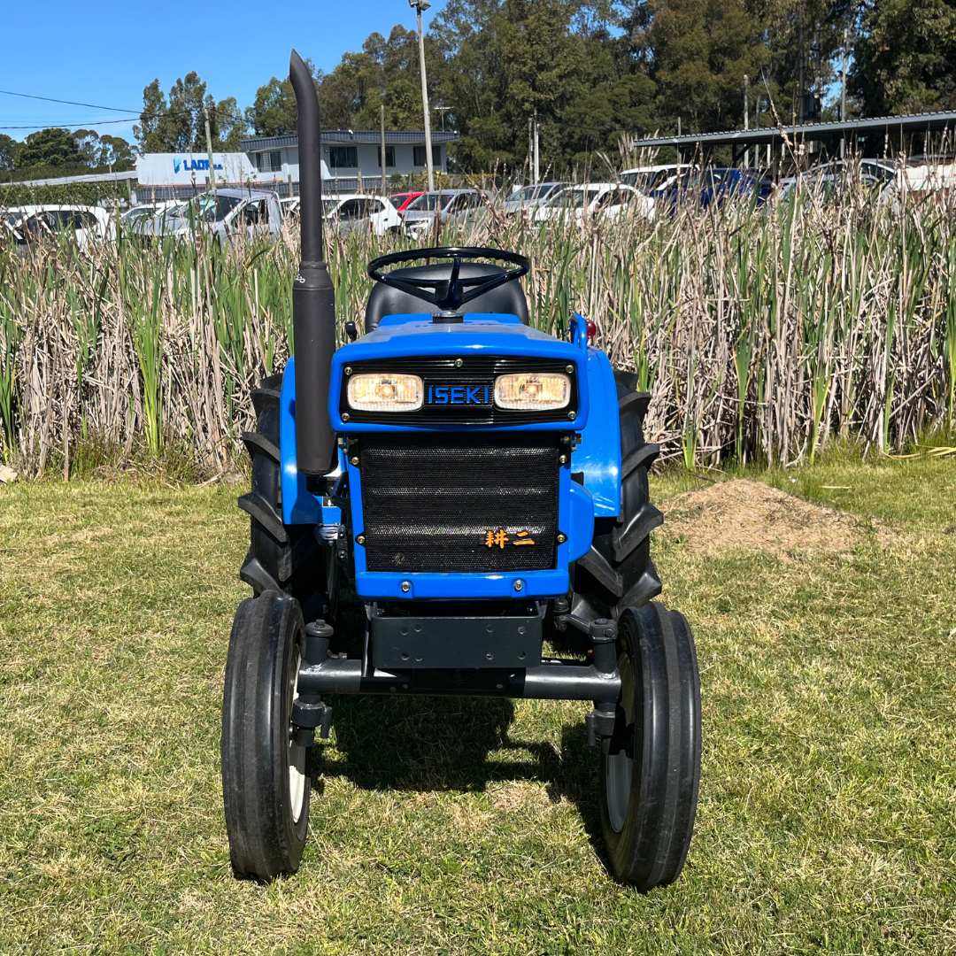 Iseki TX 1500 - 18 HP 4x2