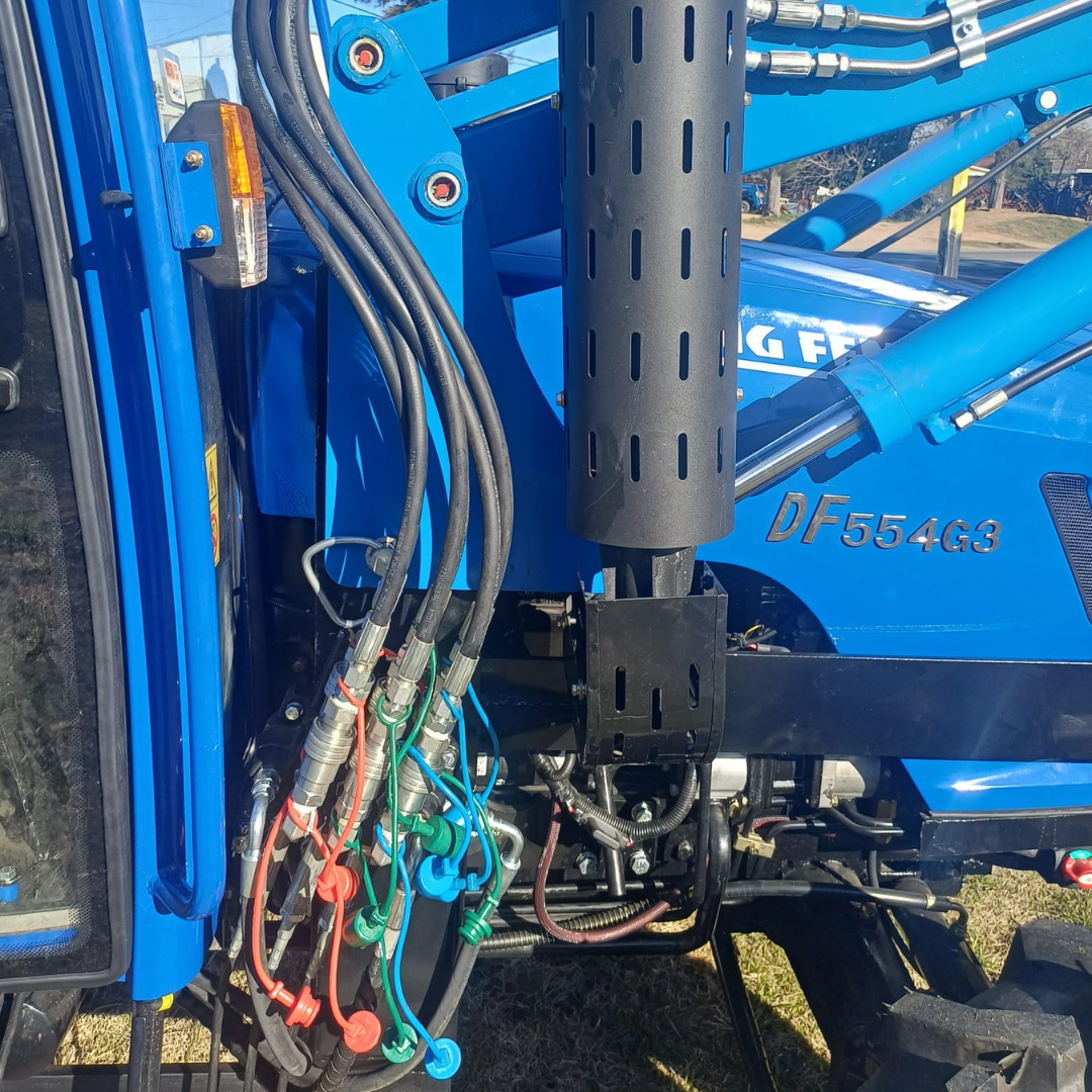 Dong Feng DF 554 con cabina Pala frontal